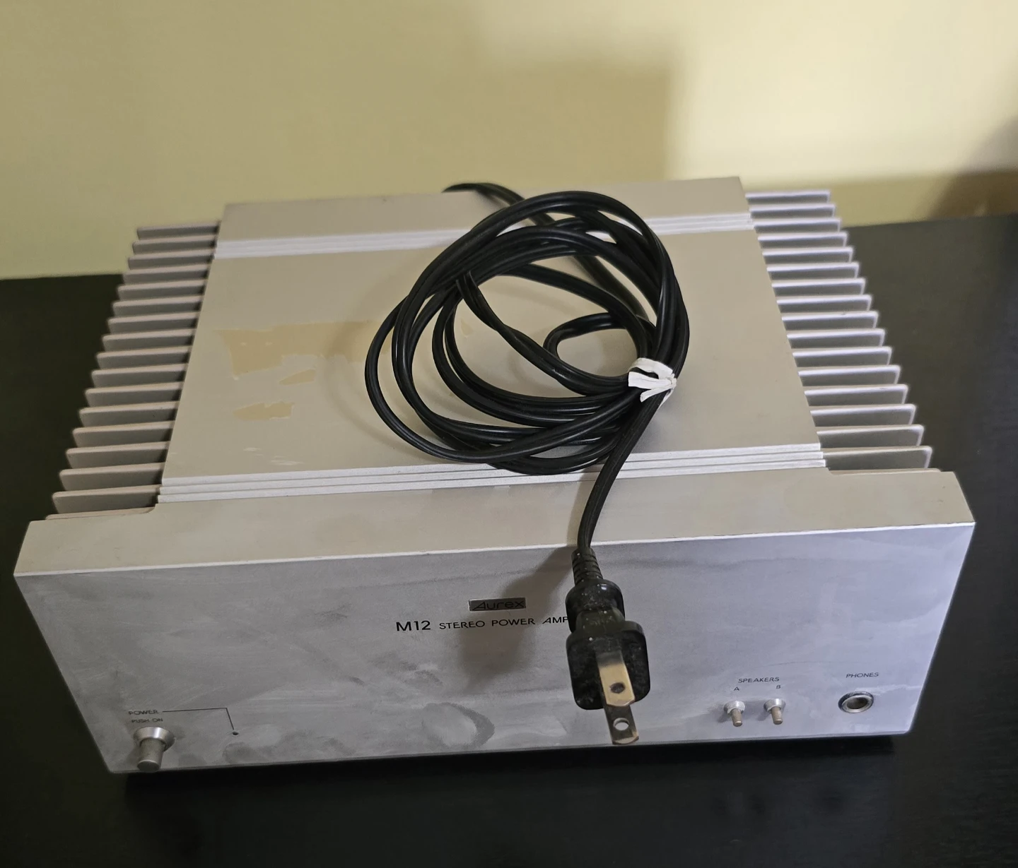 Toshiba Aurex M12 Stereo Power Amplifier - photo 2