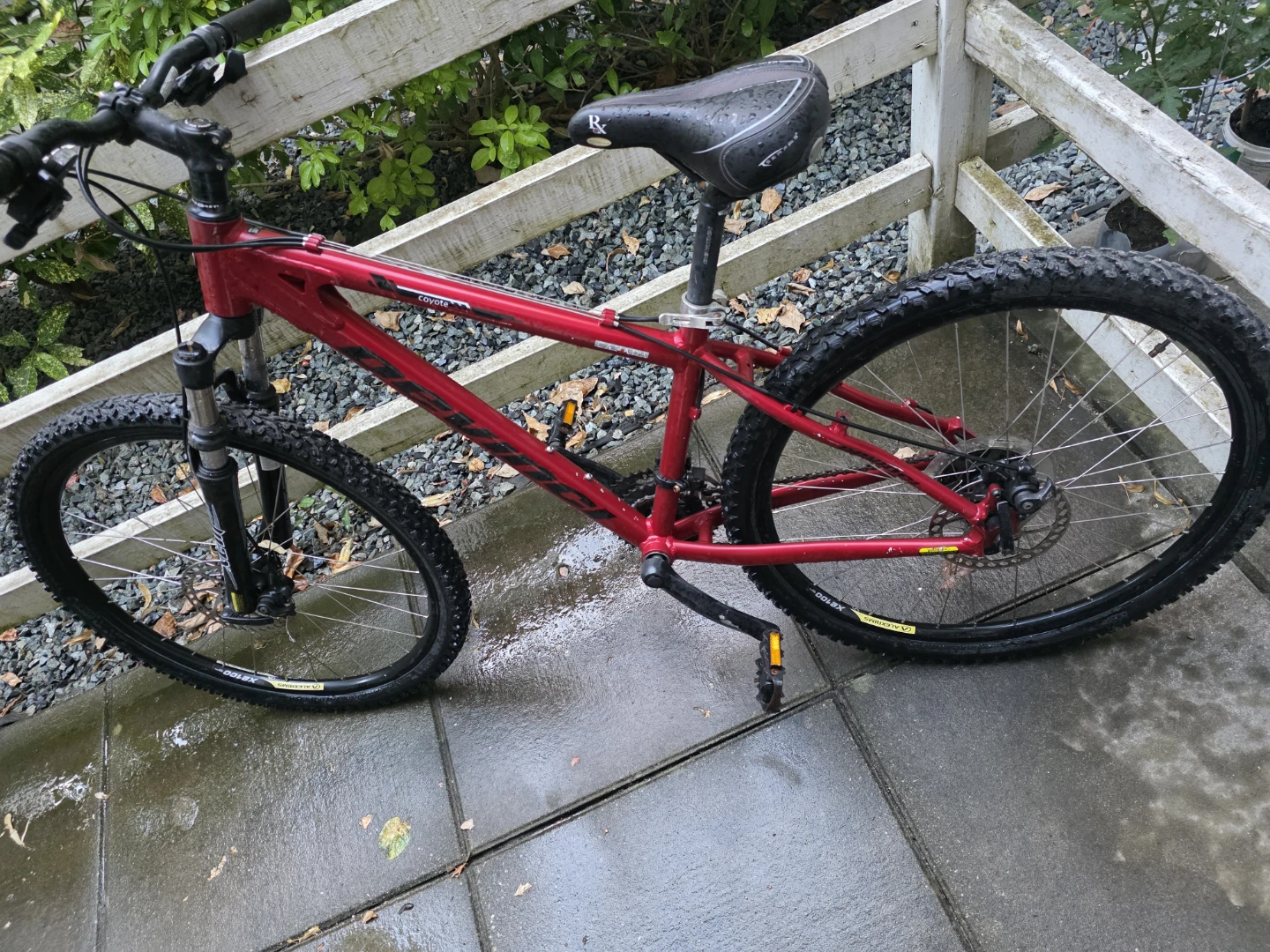 Devinci Coyote Mountain Bike - photo 3