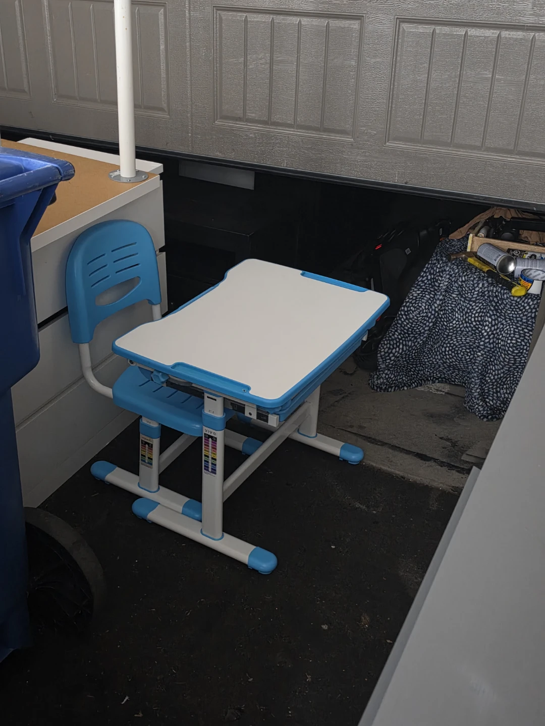 Kids Multifunctional Study Desk and Chair Set - photo 2