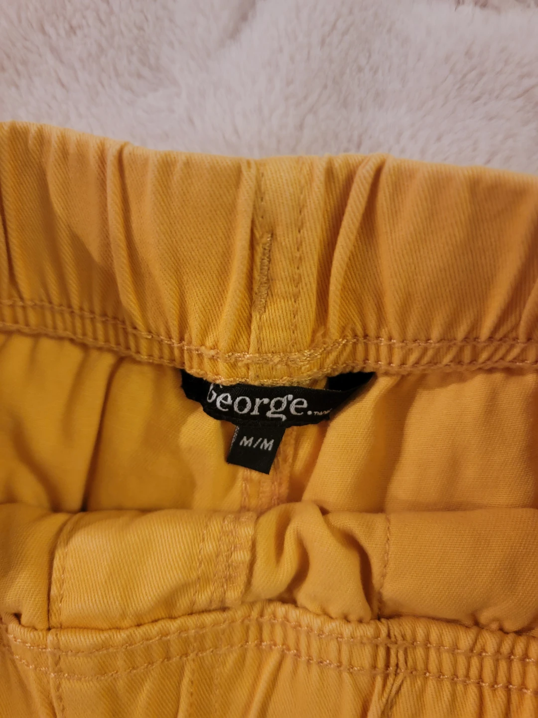 George yellow shorts - photo 2