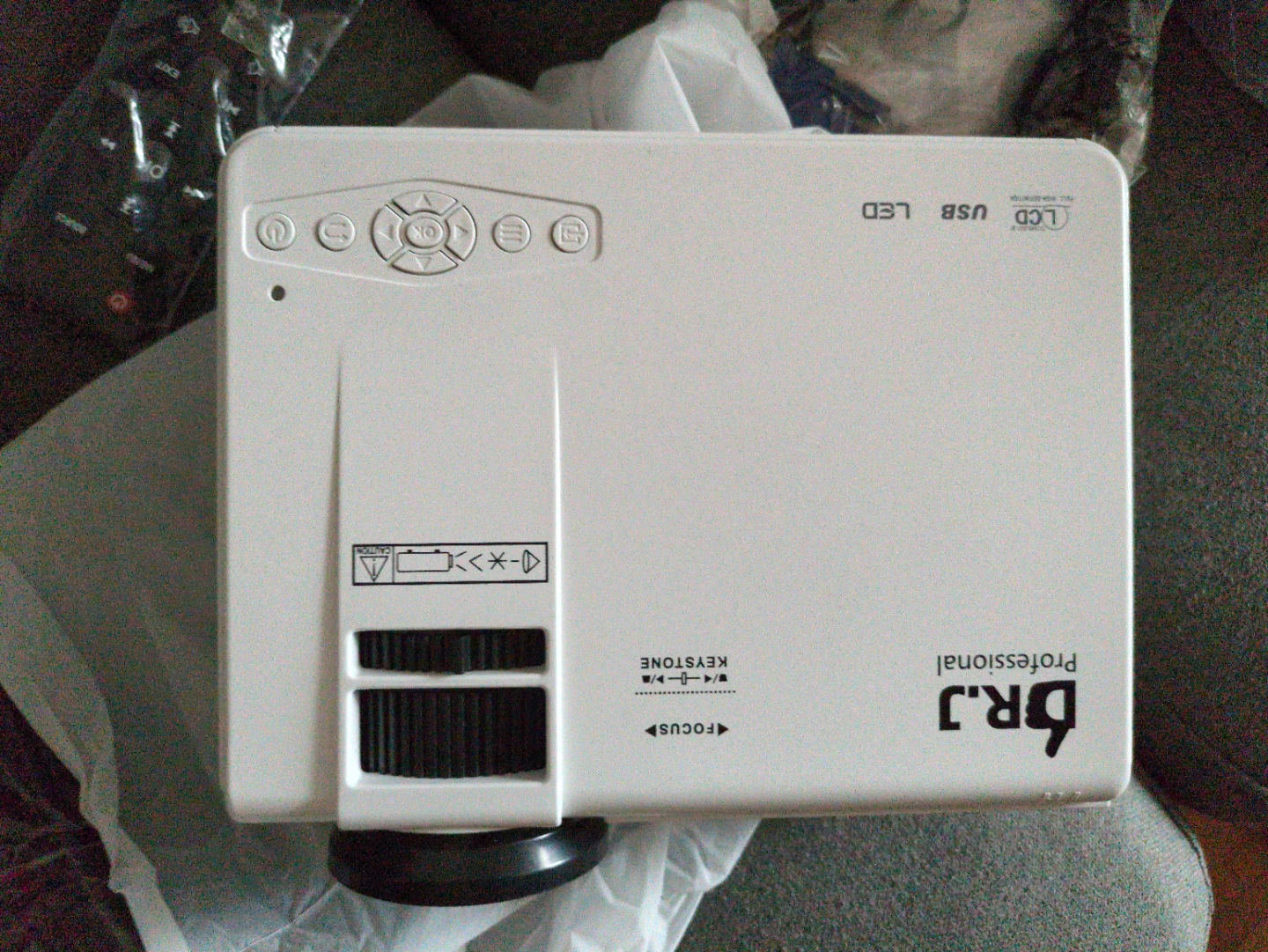 Professional Projector with Simple Projection Screen - photo 3