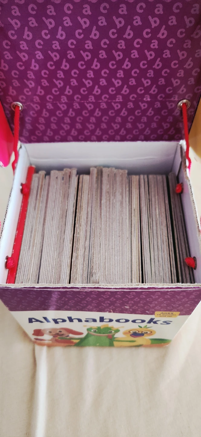 Baby Einstein Alphabooks Set (4 books missing) - photo 2