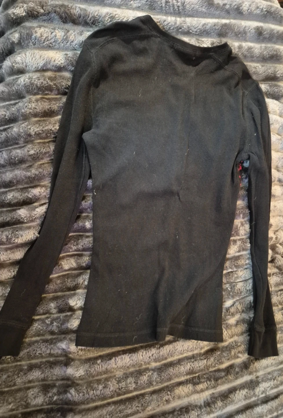 Chaps Black and Red Thermal Long-Sleeve Shirt - photo 5