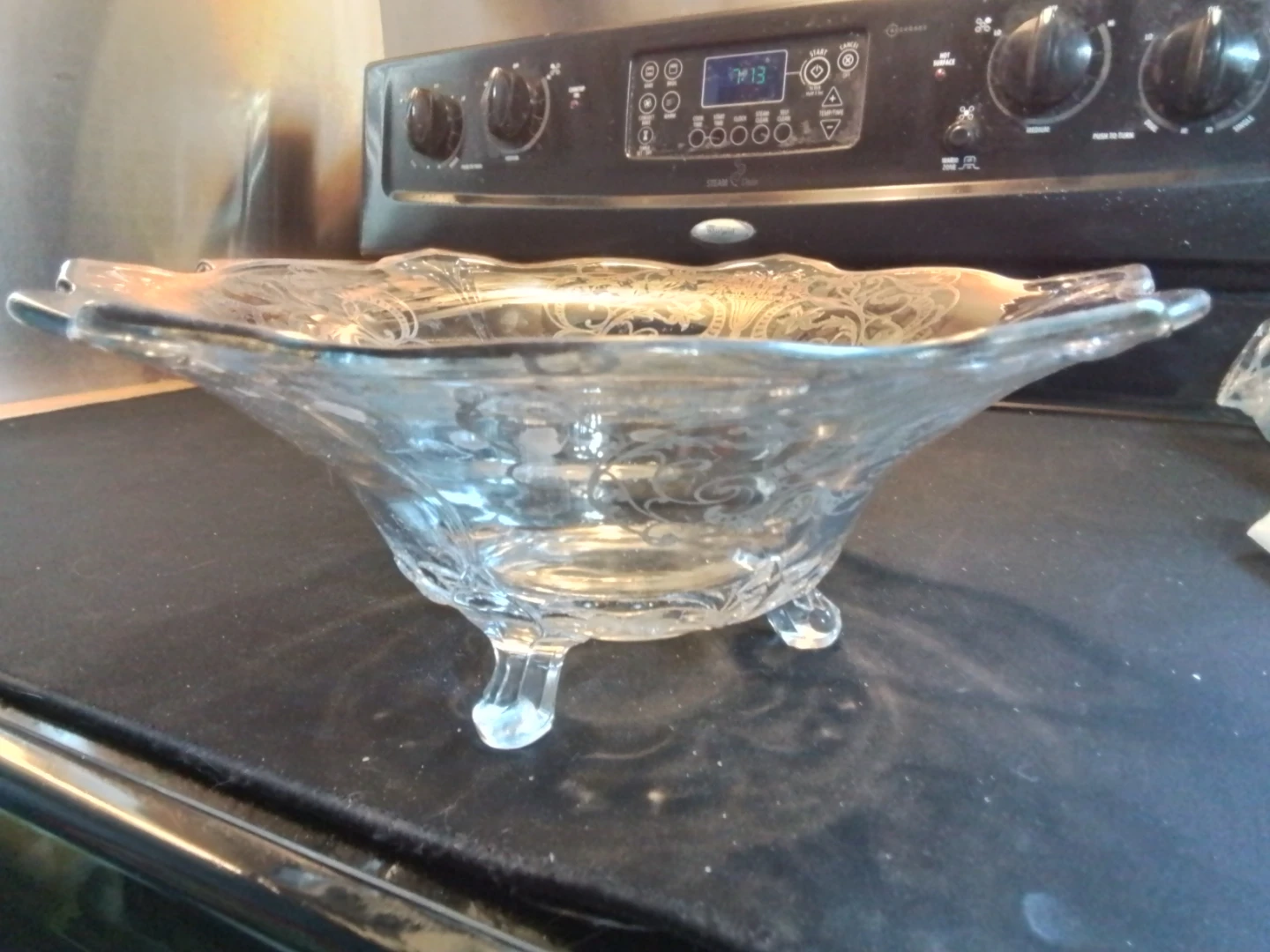 Art Deco Indiana Glass "Pretzel" 3-Footed Centerpiece - photo 4