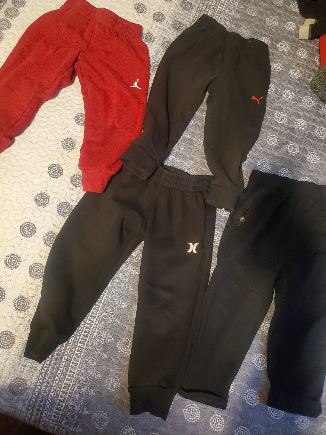Boys' Joggers Bundle - Jordan, Puma, Hurley - photo 2