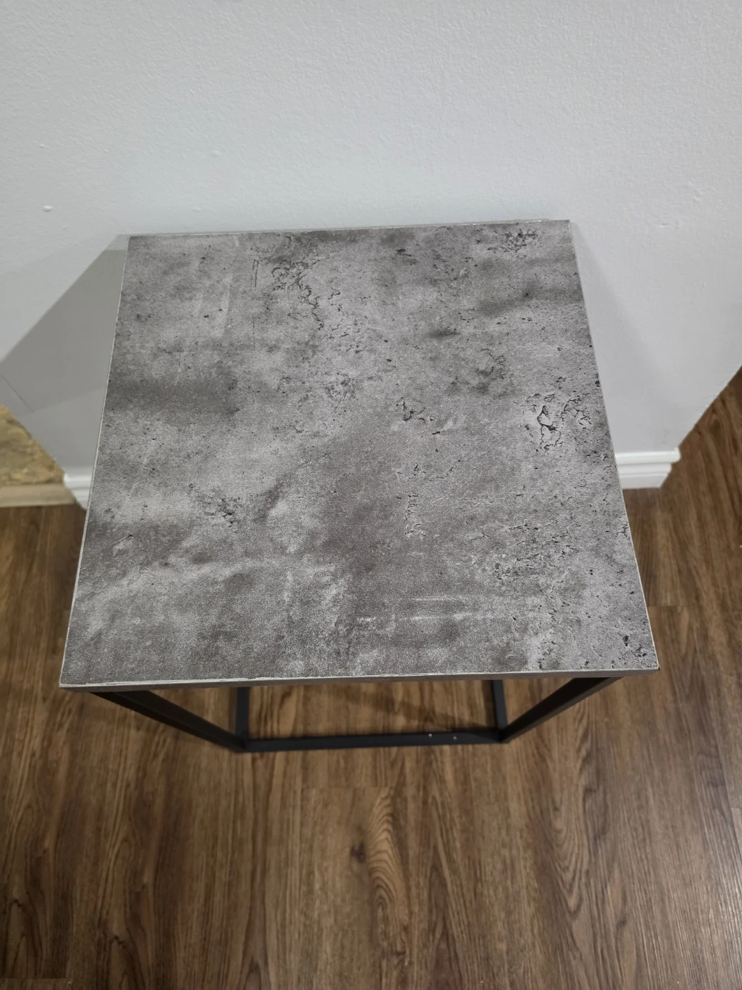 Side Table - photo 3