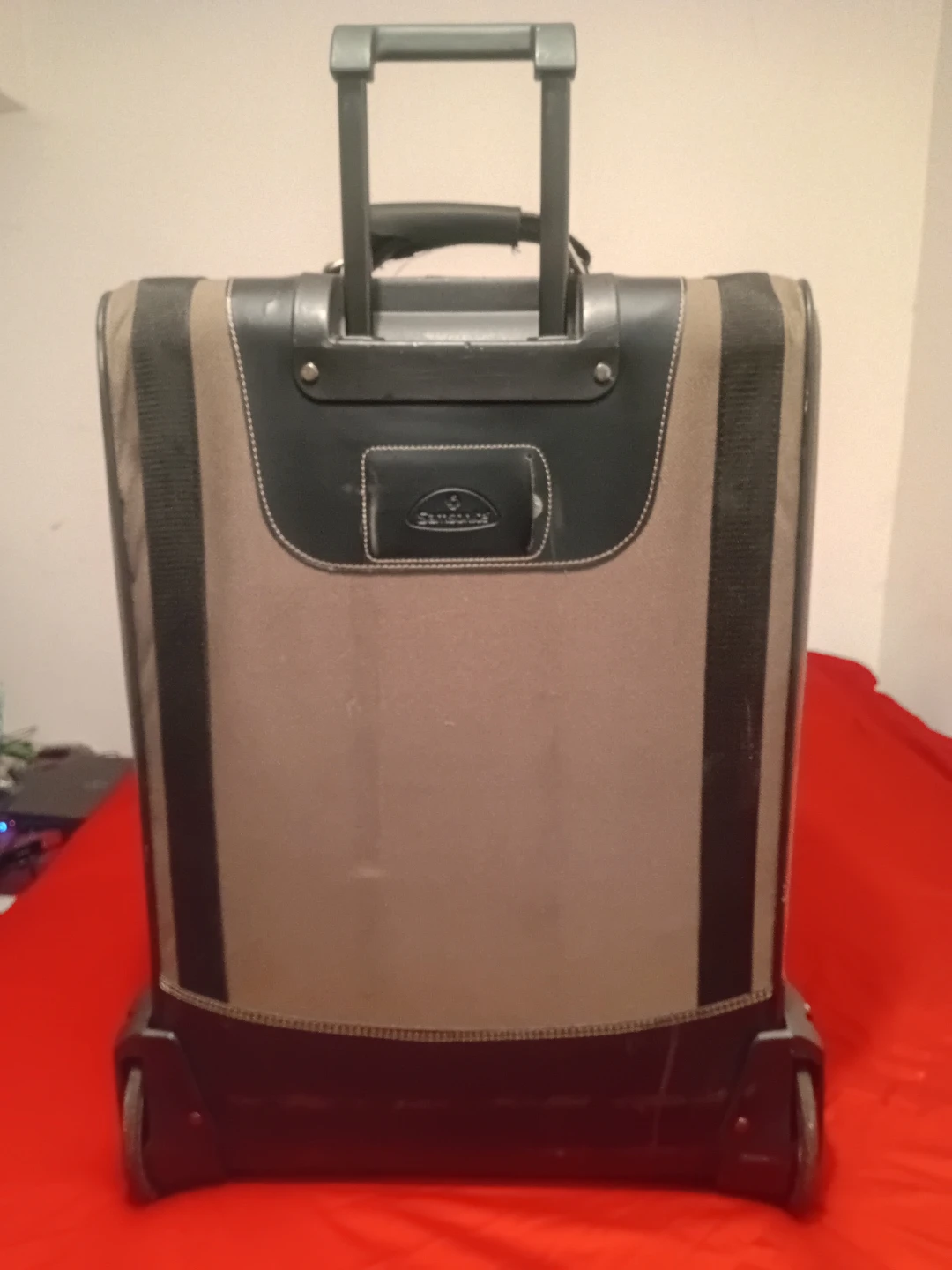 Samsonite rolling luggage - photo 4