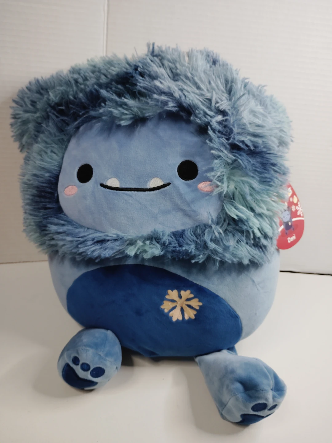 Squishmallows Dani Yeti Plush - photo 2