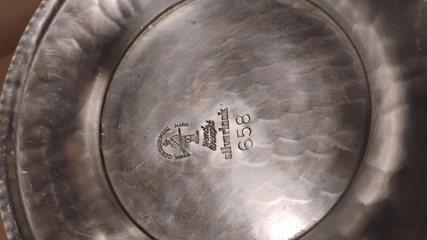 Continental Silverlook Hand Wrought Casserole Dish - photo 4
