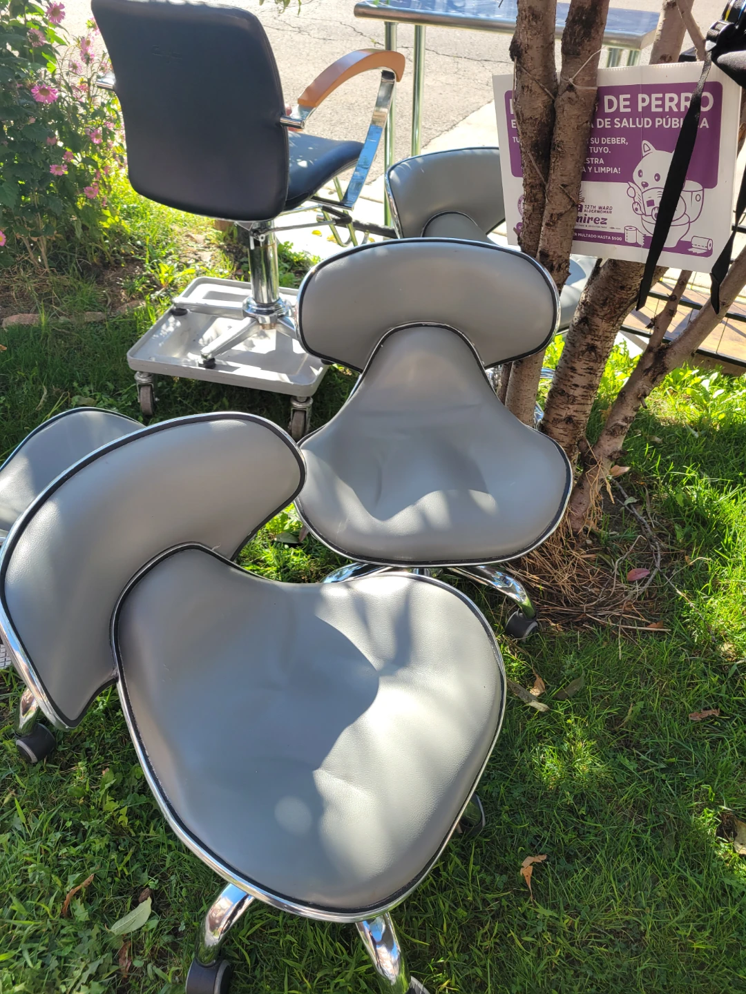 GARAGE SALE - photo 5