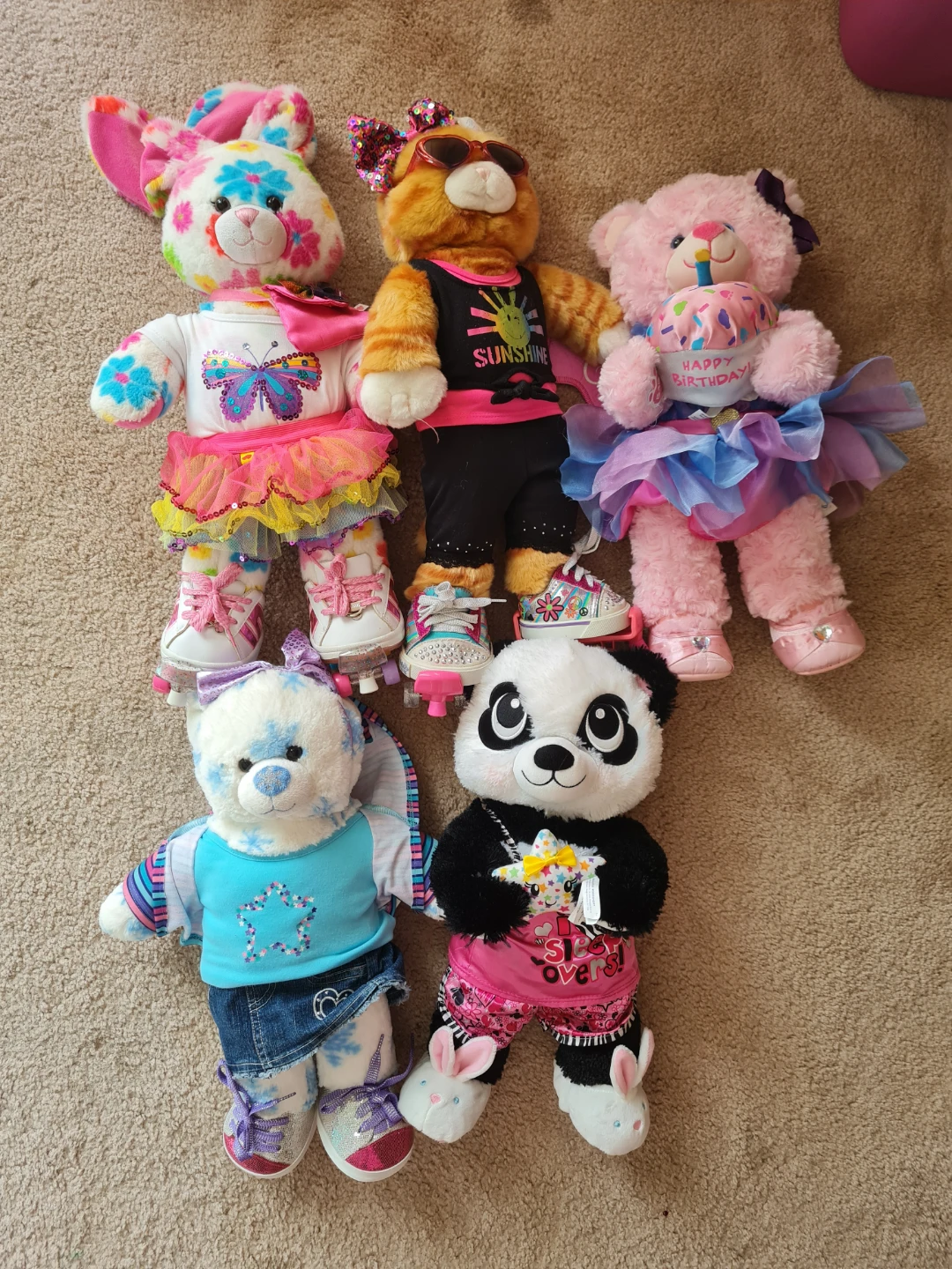 Build a Bear Lot - photo 2