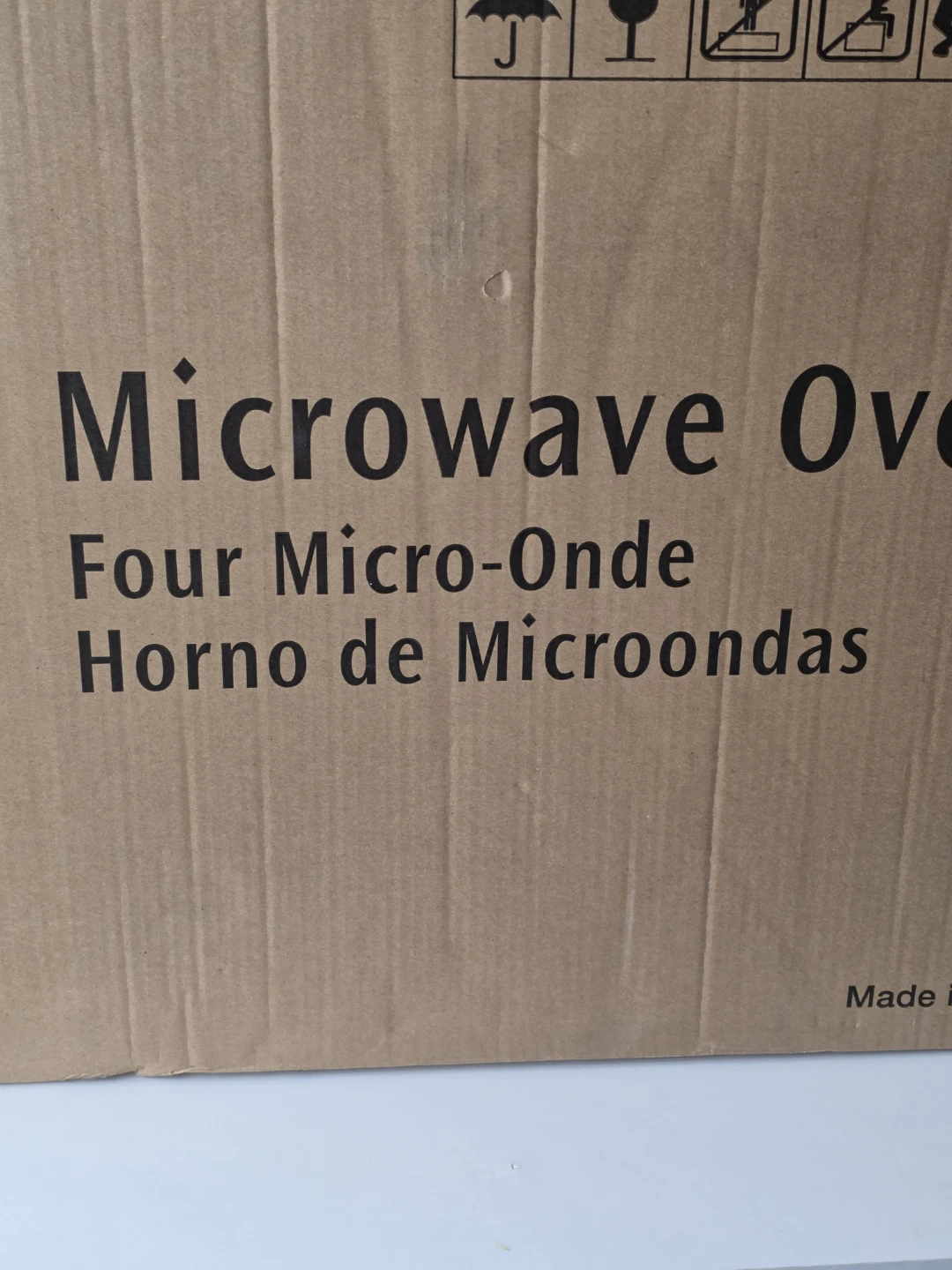 Frigidaire Over the Range Microwave - photo 3
