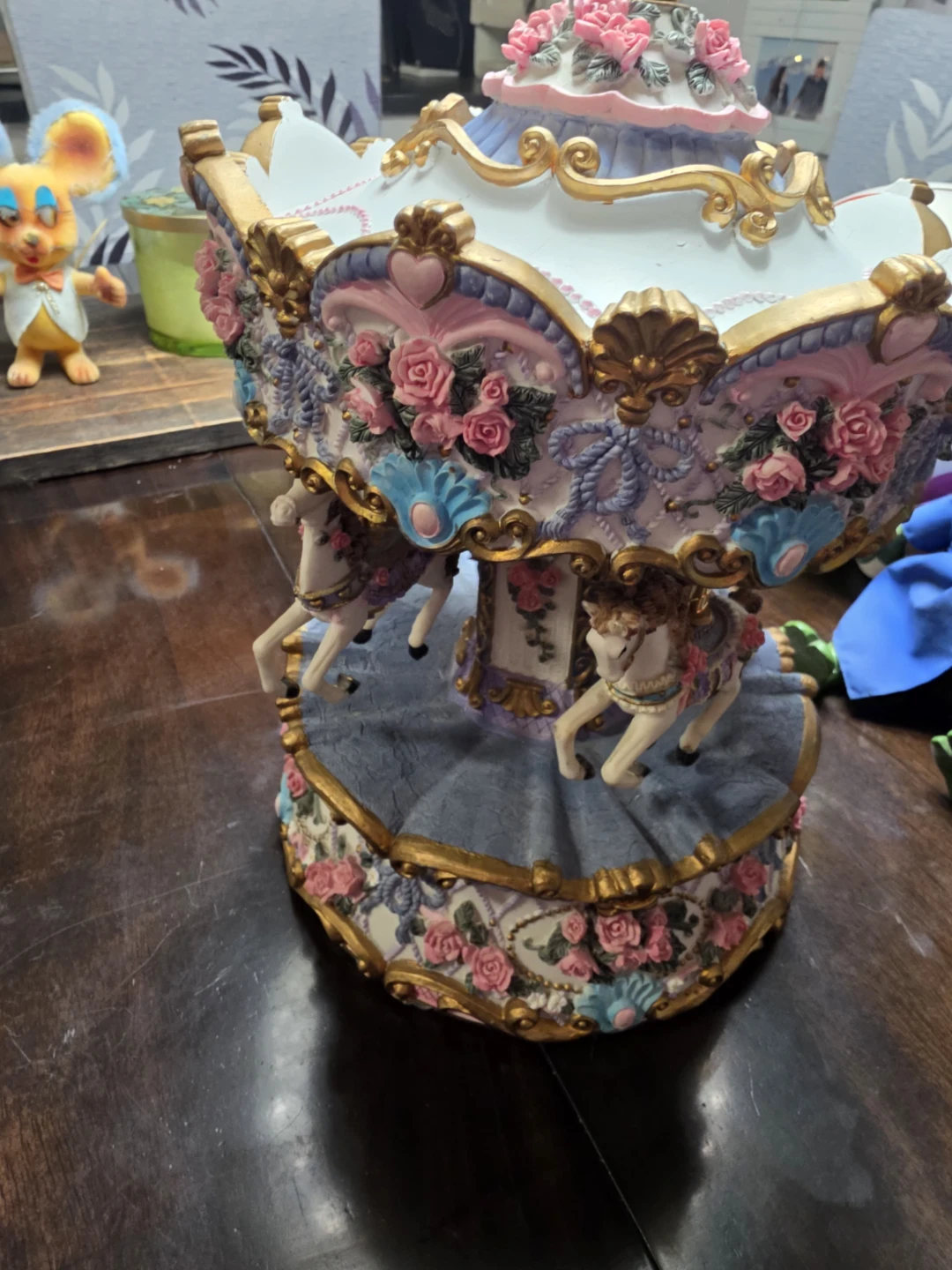 Vintage Rose Carousel Musical Figurine - photo 5