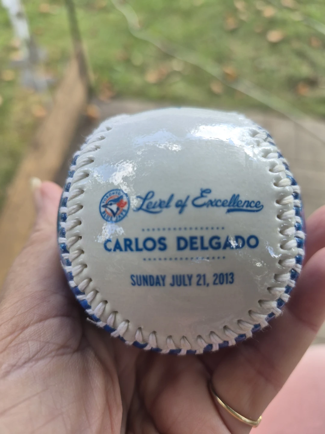 Carlos Delgado Toronto Blue Jays Limited Edition Baseball - photo 2
