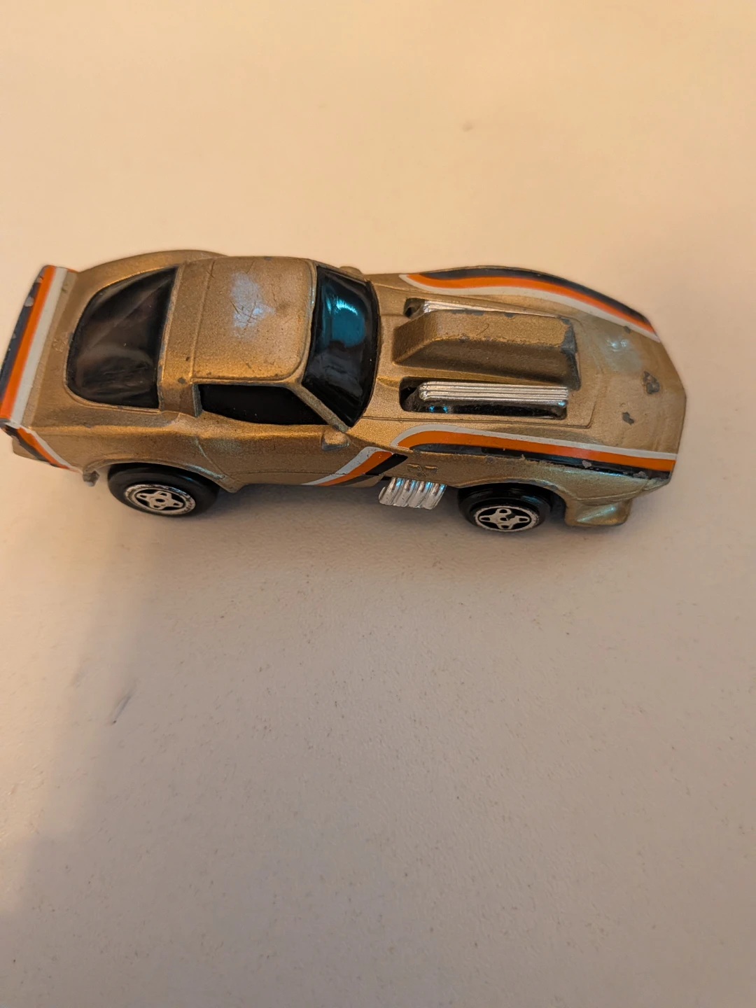 Hot Wheels Gold Corvette Stingray Toy Car - photo 2