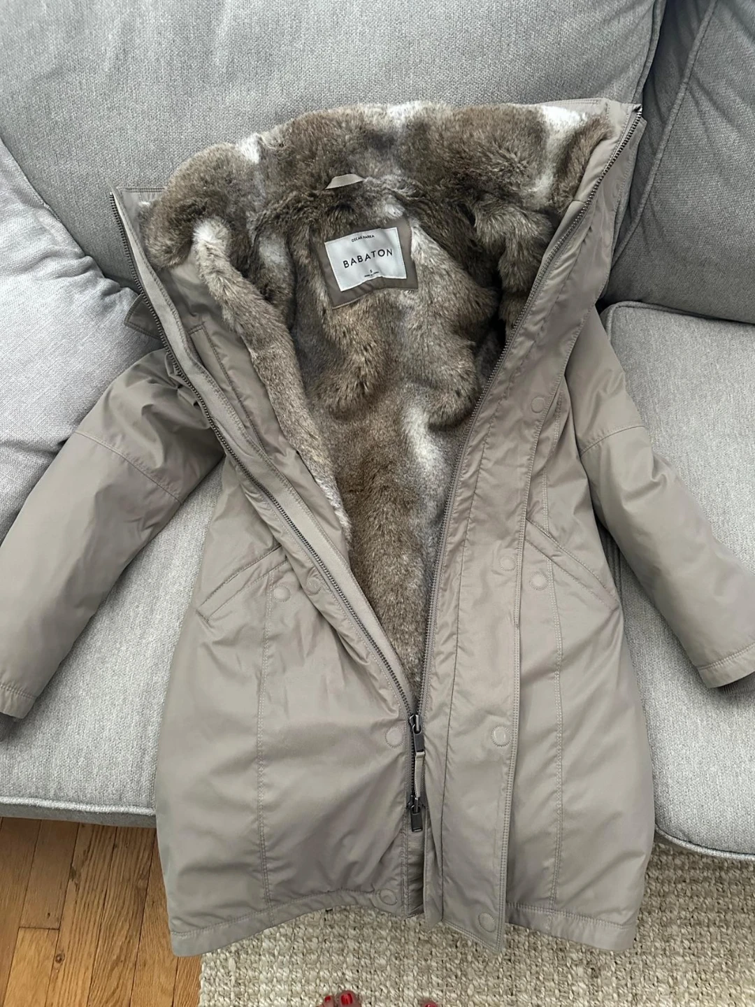 Babaton fur Parka Jacket size S - photo 3