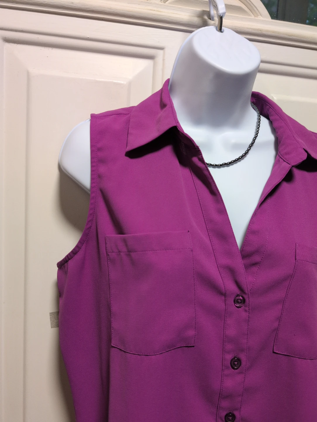 Ricki's Sleeveless Button-Down Blouse, Medium - photo 2
