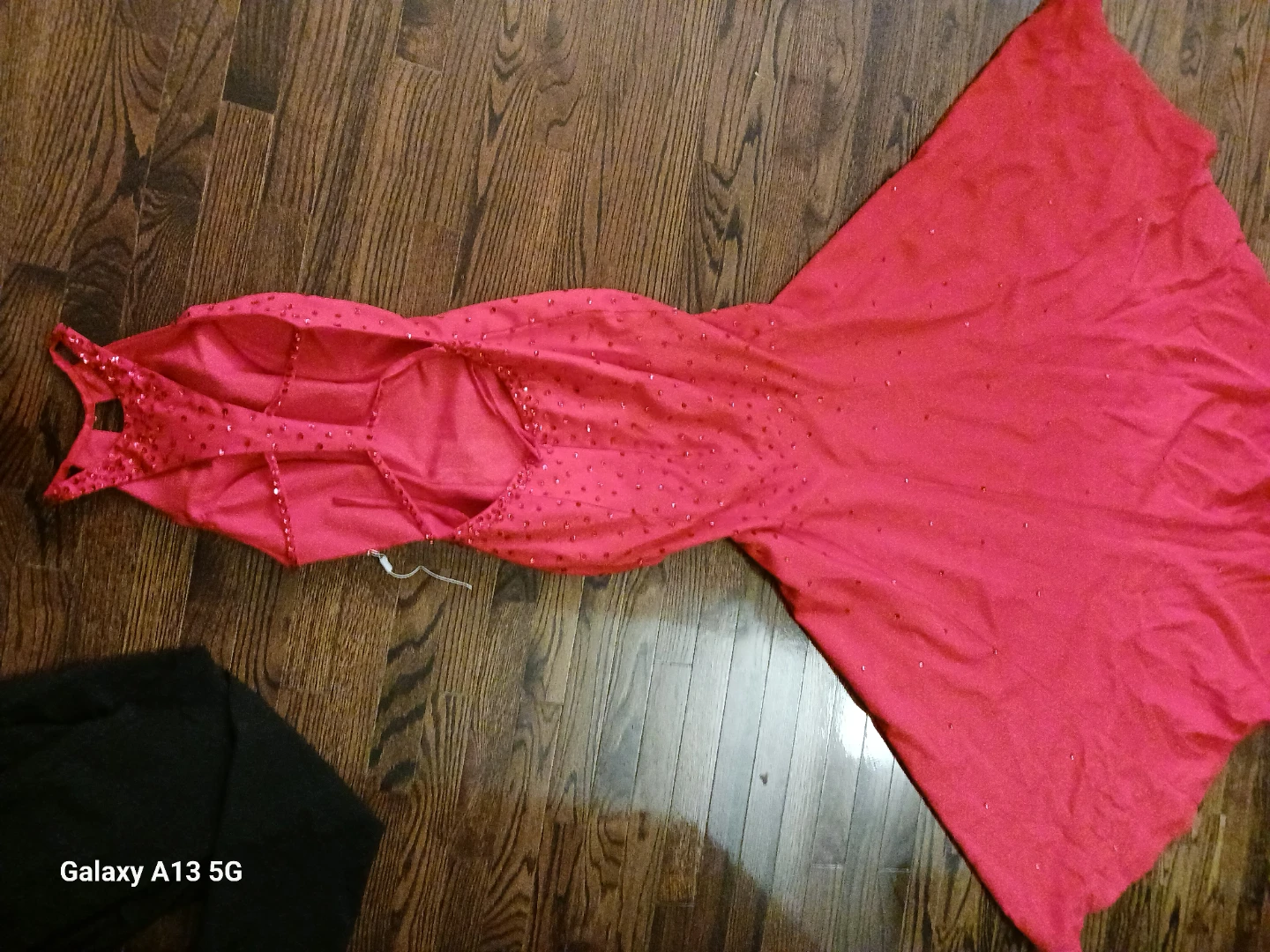 Red beaded formal gown - photo 3