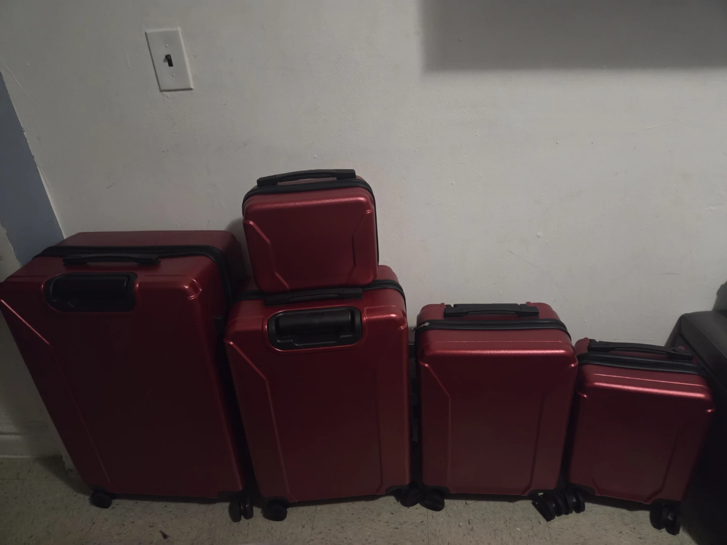 5 piece Red Hardside Spinner Luggage