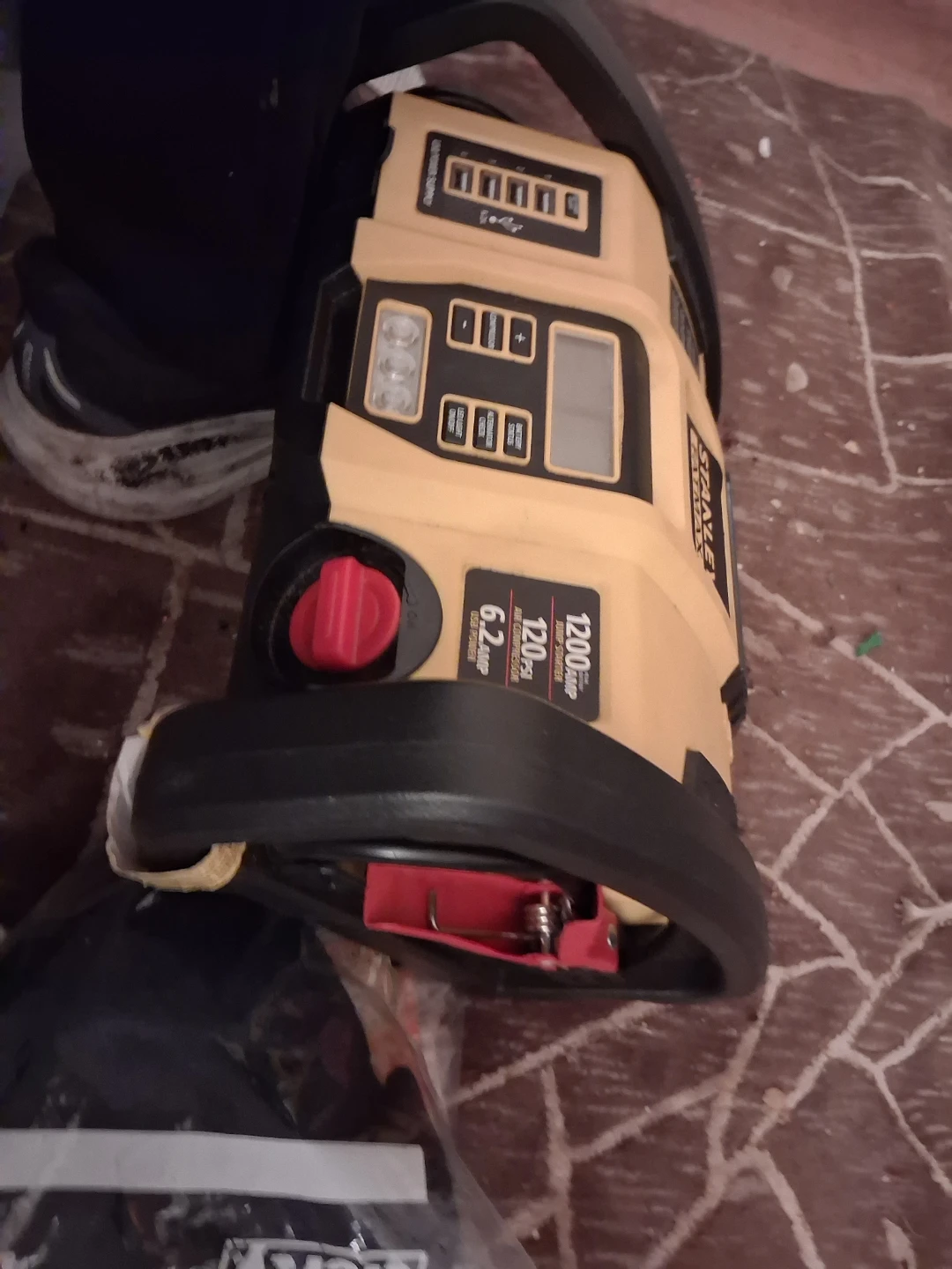 Stanley Fatmax 1200 Amp Jump Starter and Compressor - photo 2