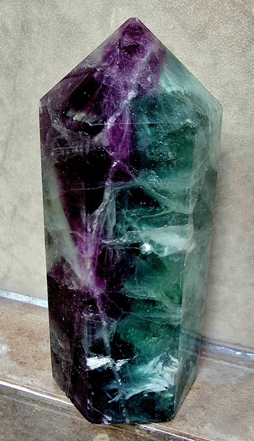 天然螢石水晶塔 Natural Fluorite Crystal Tower