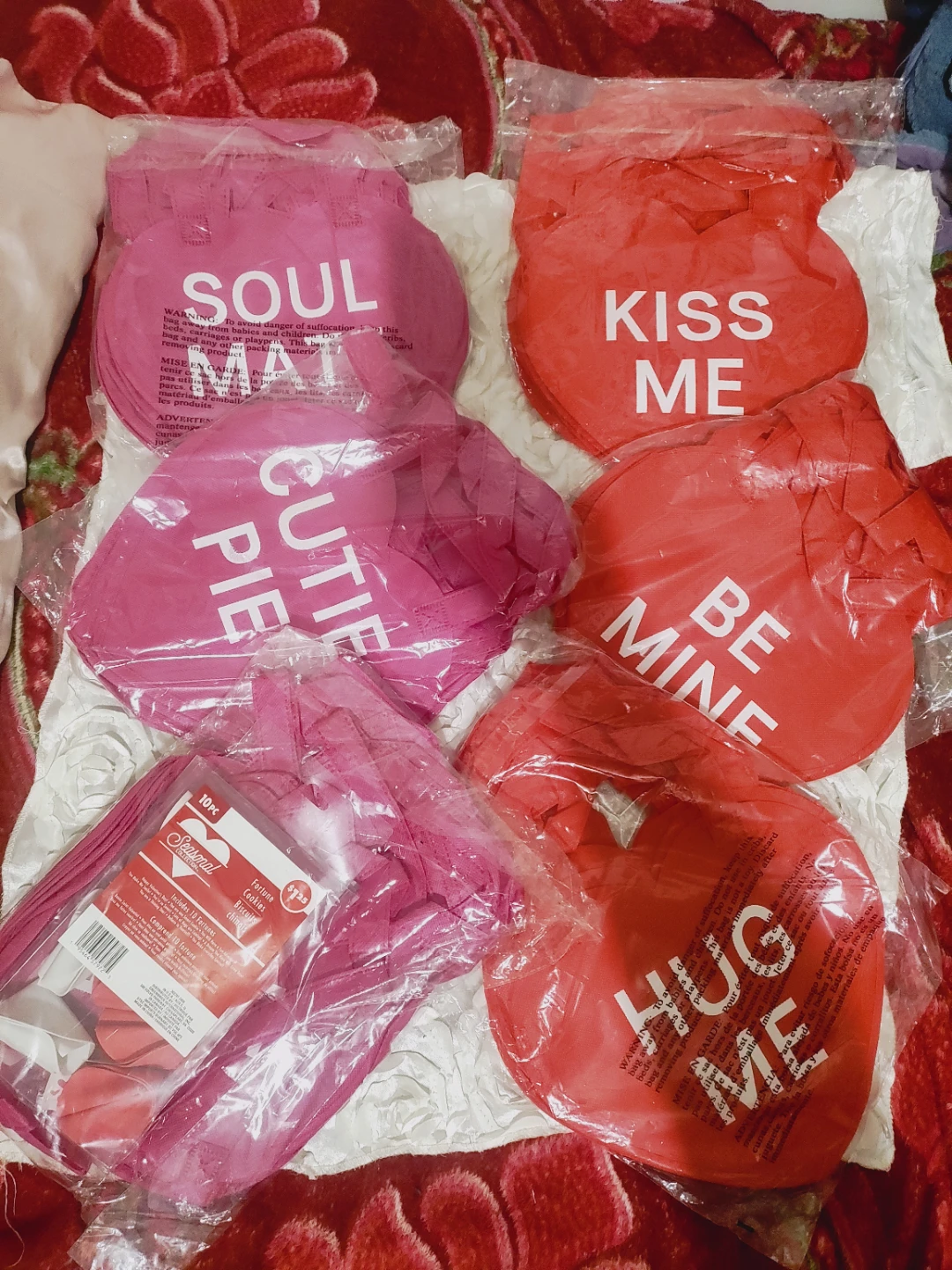 Bags bundle approx 38 bags & 1 pack of fortune cookies - photo 4