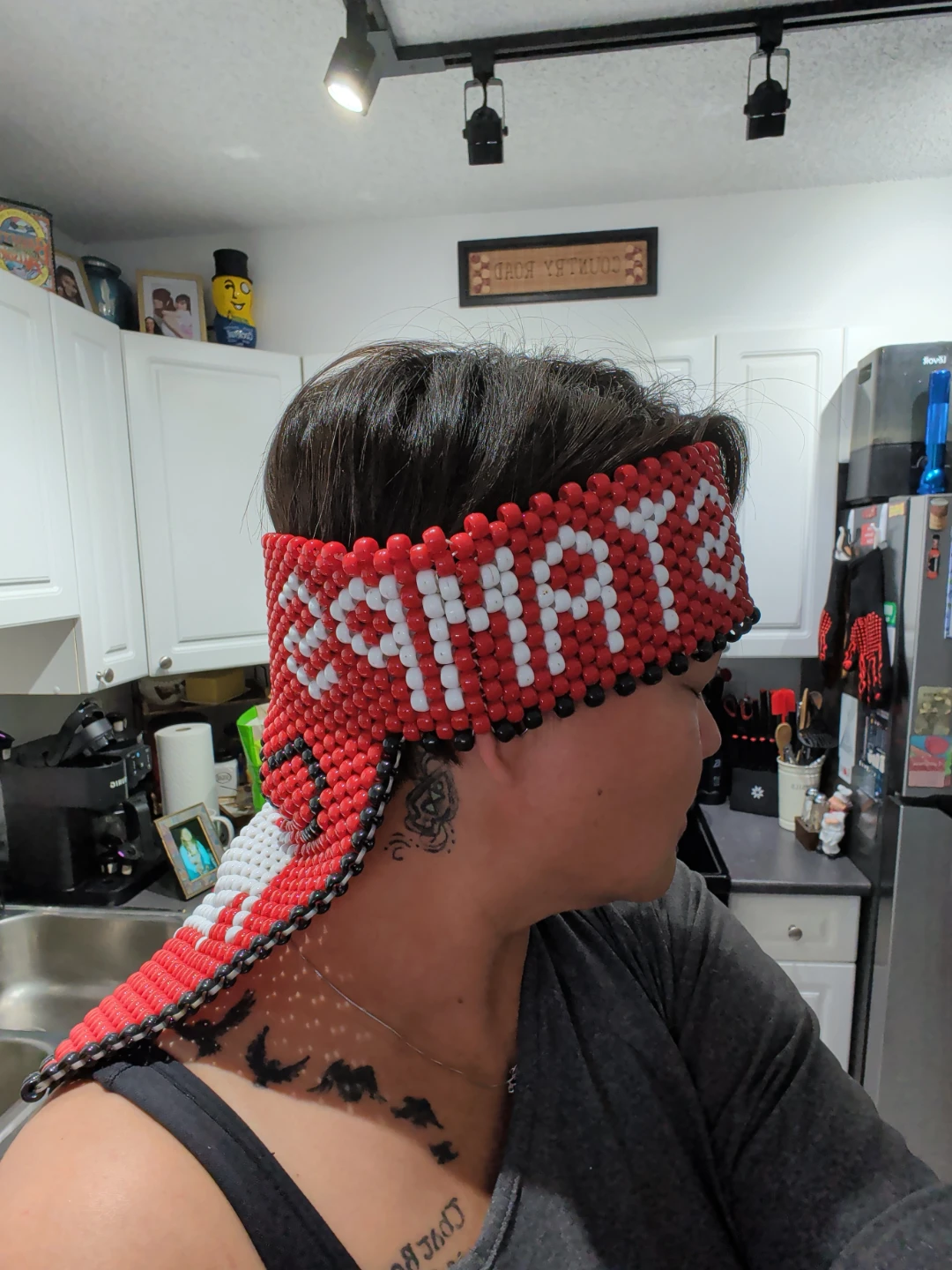 Handmade Beaded Headband and Pouch - photo 3