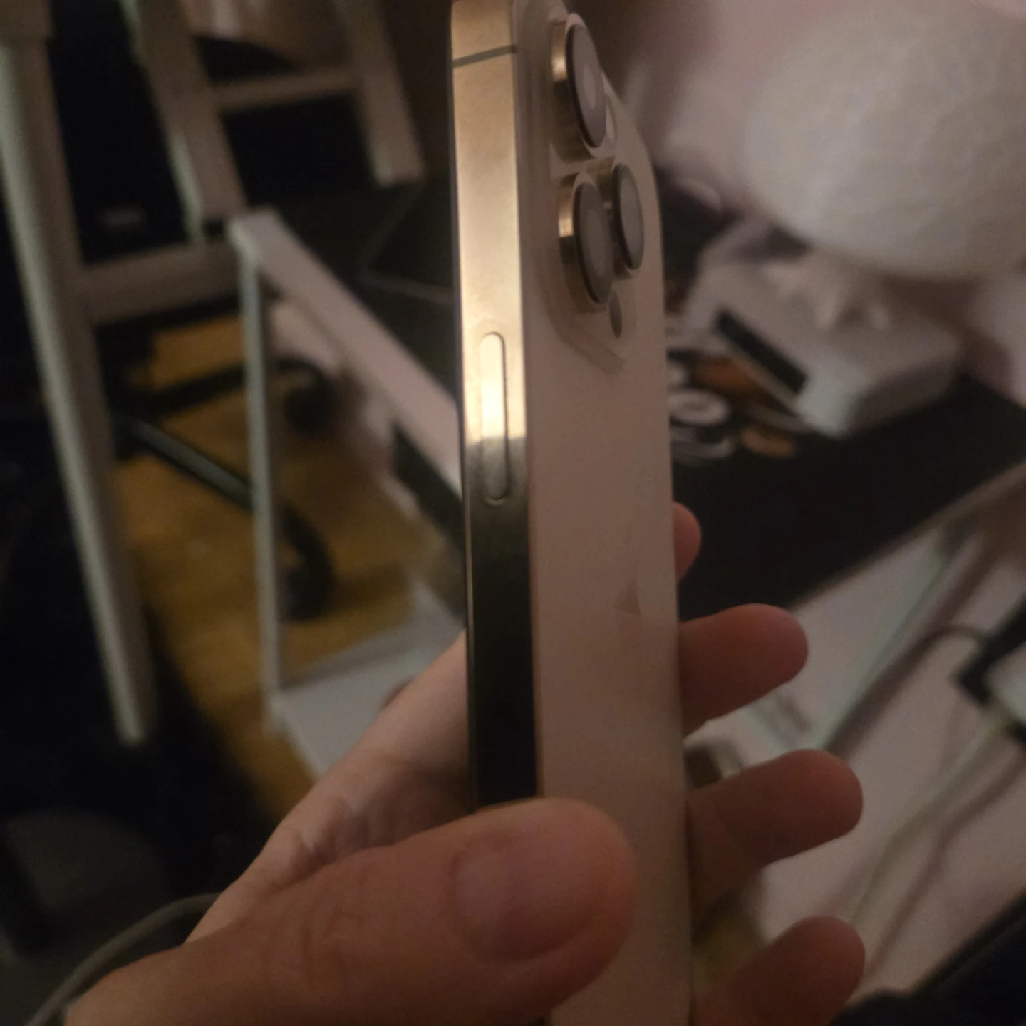 Iphone 14 pro - photo 4