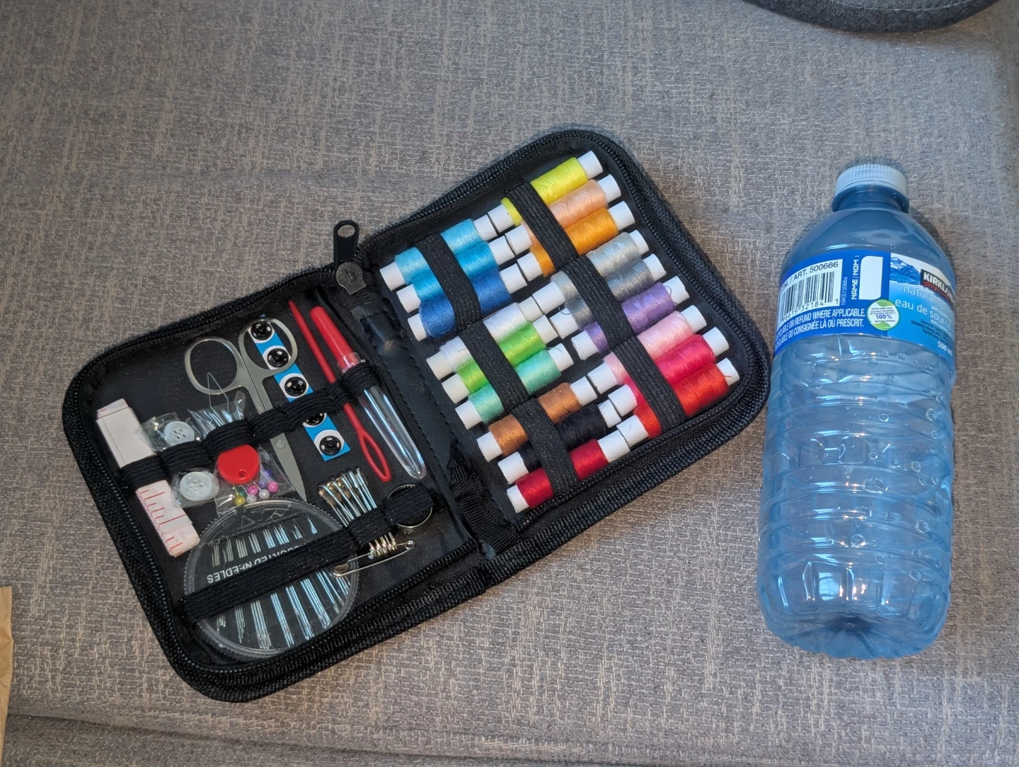 Portable Sewing Repair Kit - photo 2