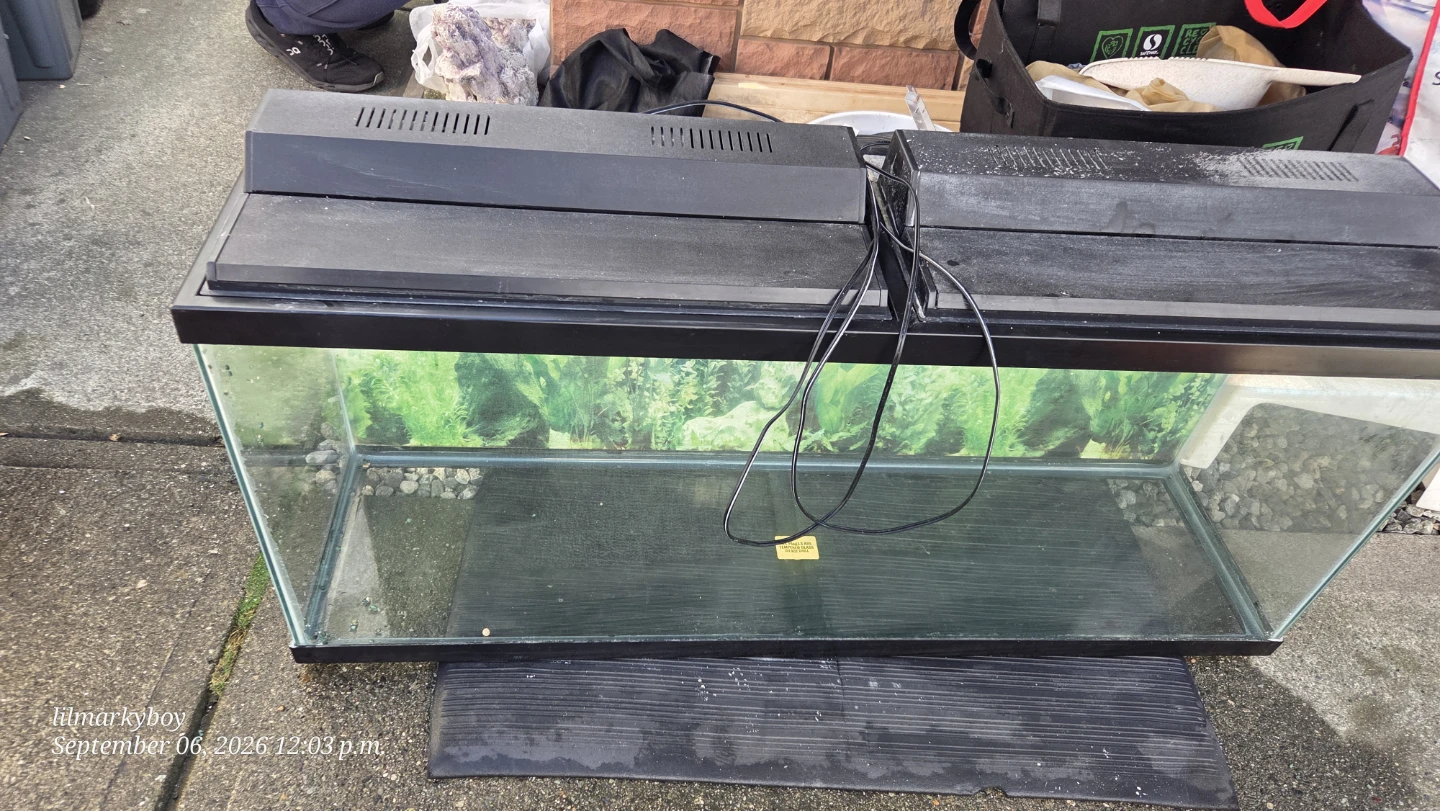 Aquarium Tank with Lid and Filter Tubing
