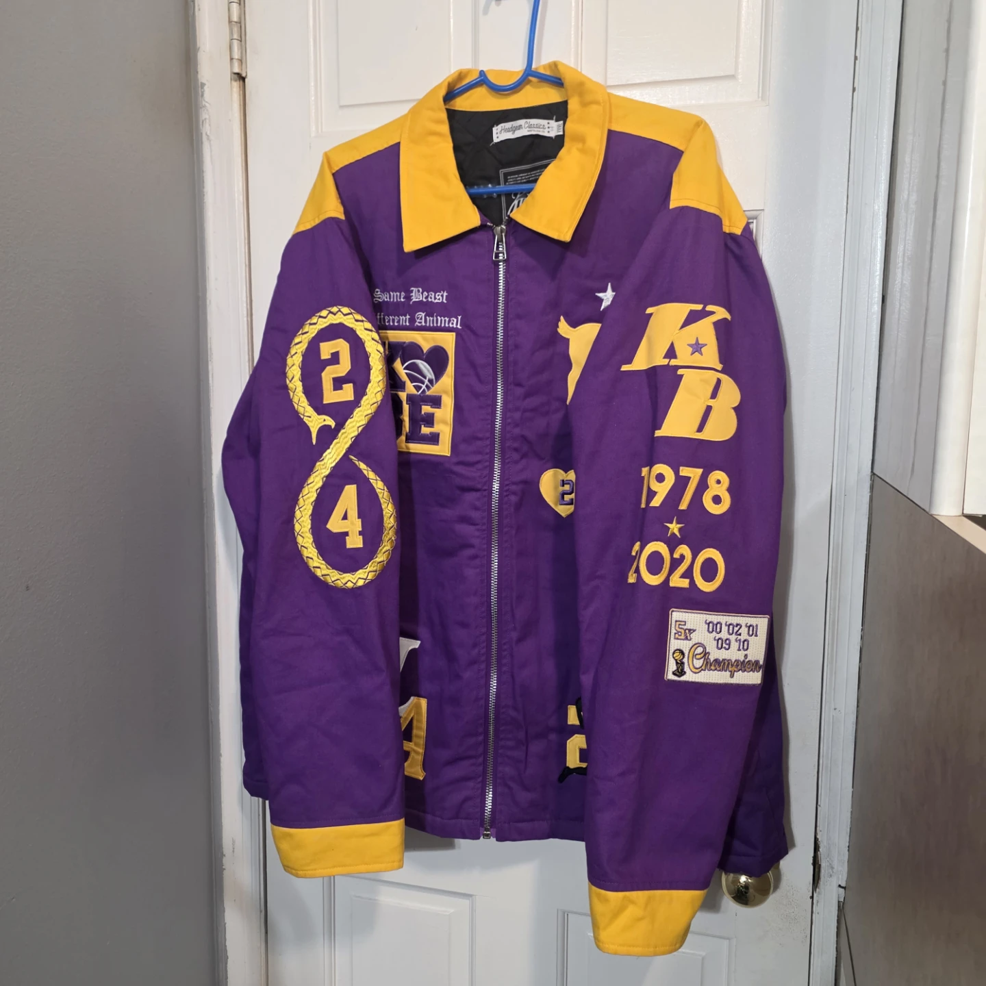 Headgear Classics Kobe Bryant Lakers Jacket 3 - photo 3