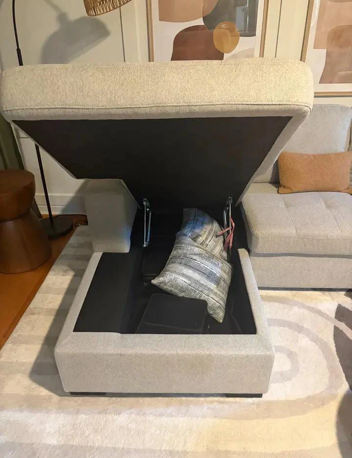 Light Gray Sectional Sofa with Storage Chaise - photo 3