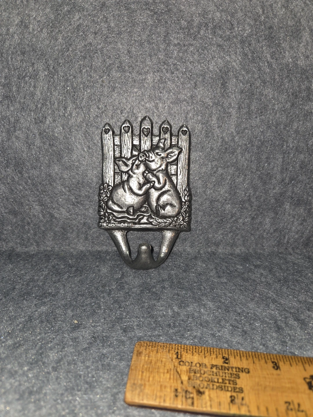 Carson 1991 Pig Wall Hook