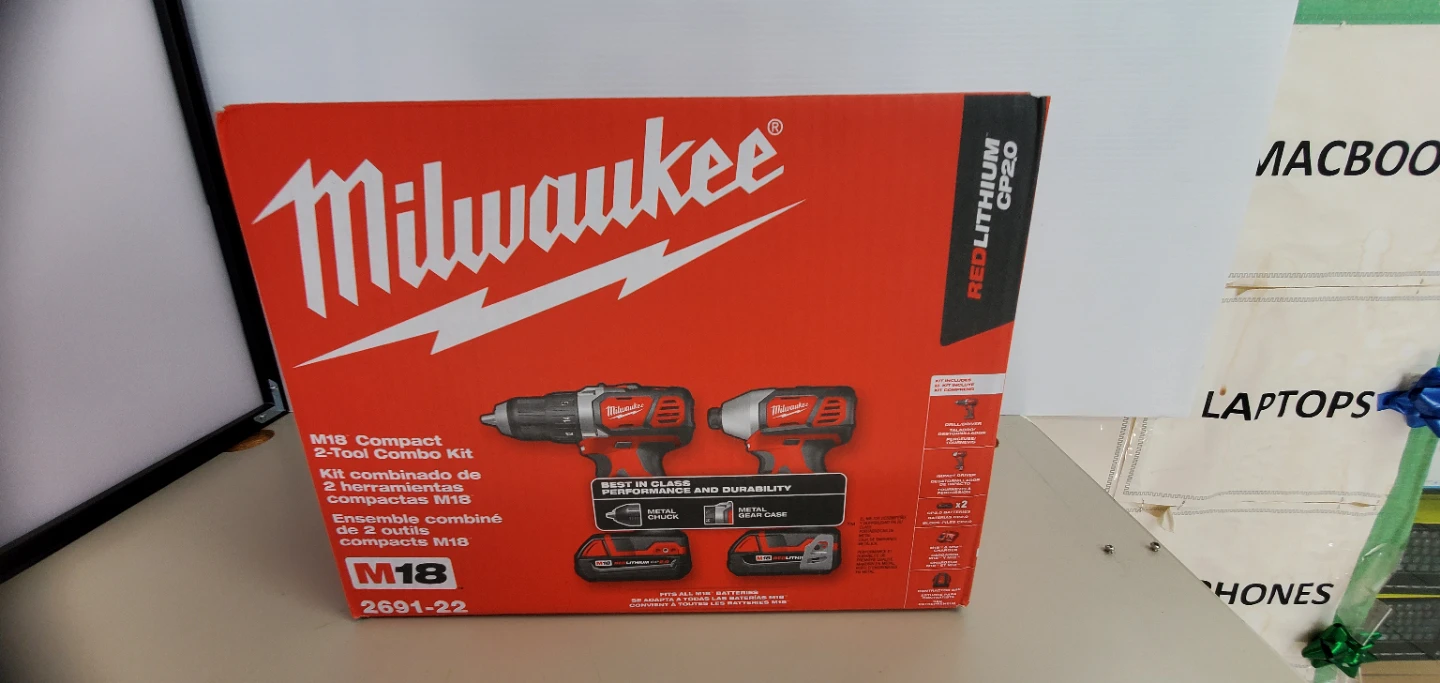 Milwaukee Tool M18 18V  Cordless Drill  Driver Combo