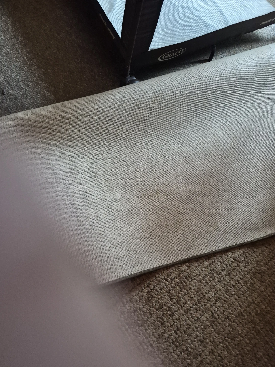 Rug for sale dont know size - photo 3