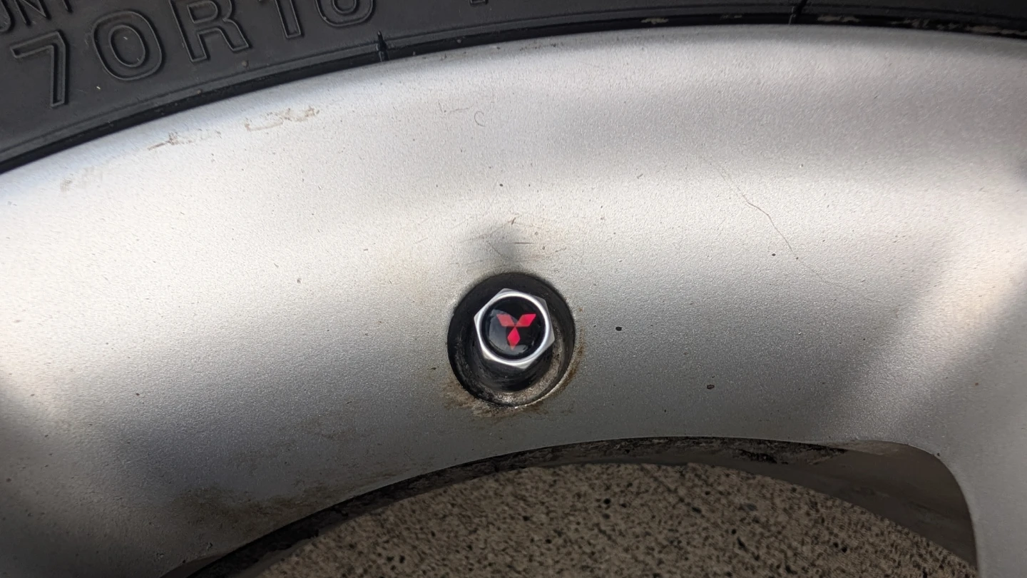 Winter Tires on rims in great shape 215/70R16 - photo 4
