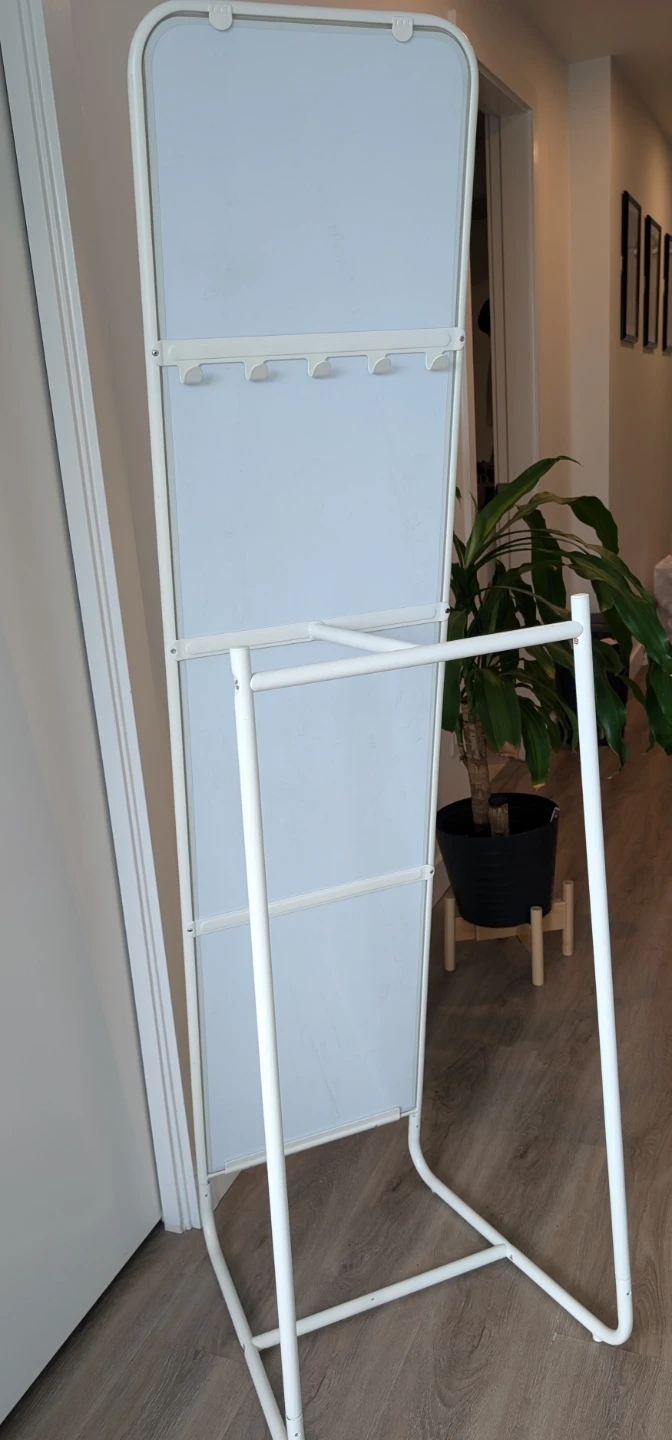 IKEA KNAPPER Standing Mirror