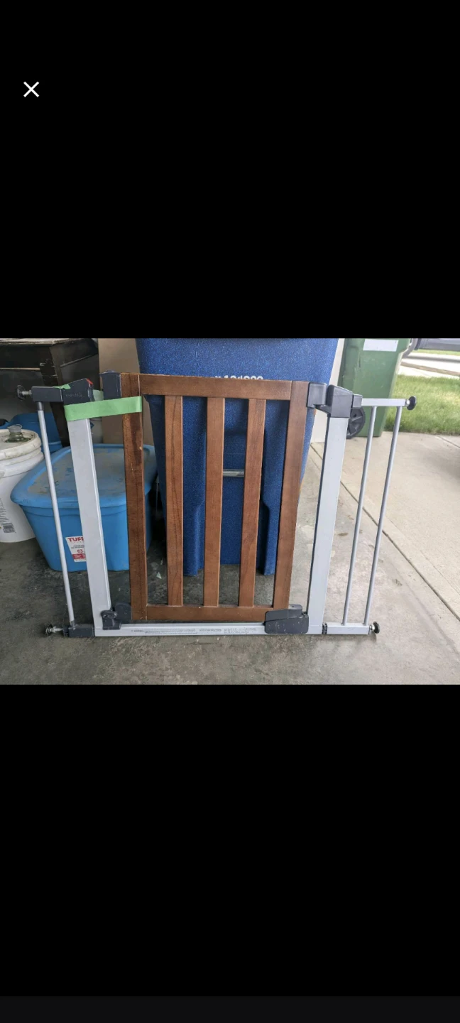 Summer Infant Wood and Metal Safety Gate