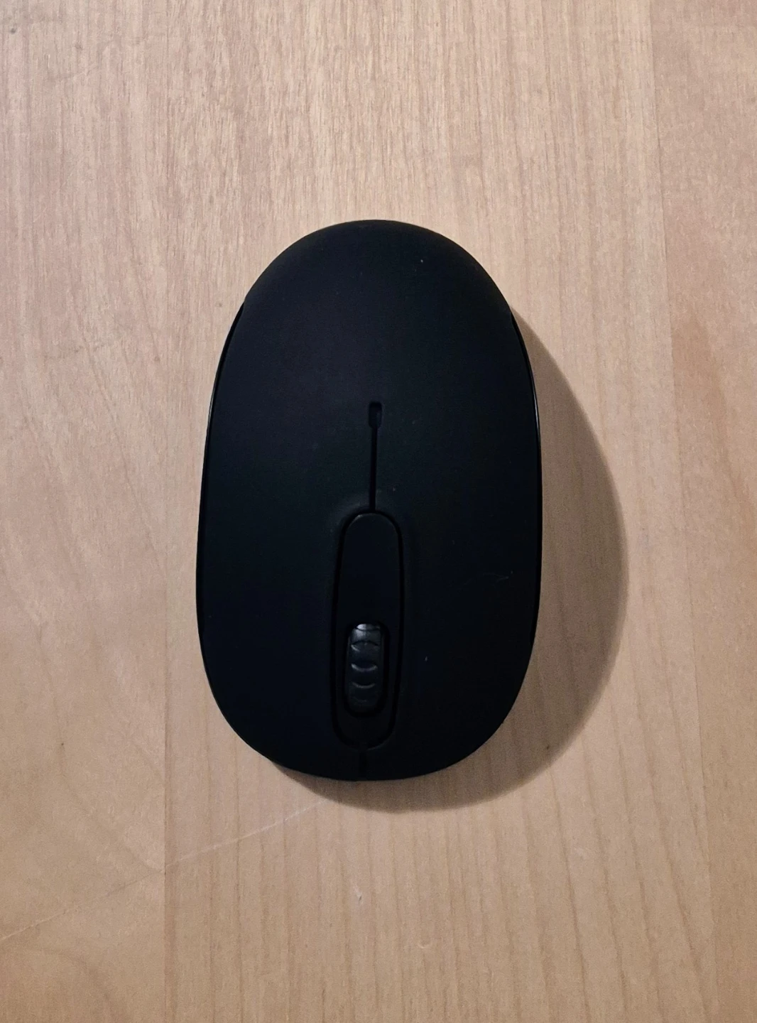 BN)Black wireless computer mouse