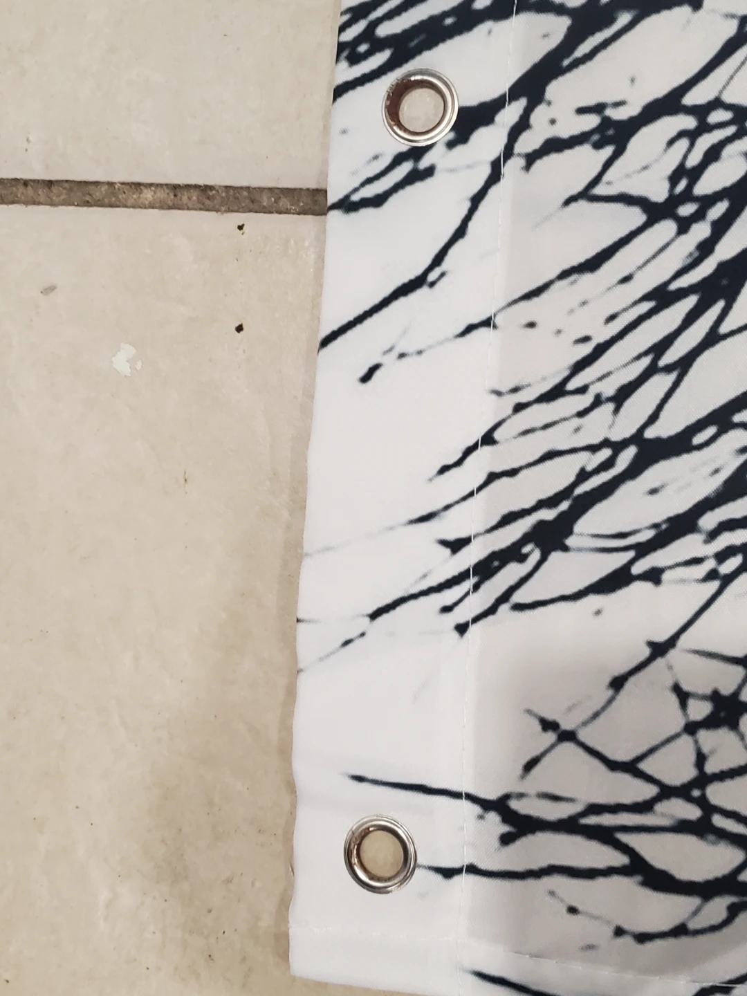 Black and white tree pattern shower curtain - photo 5