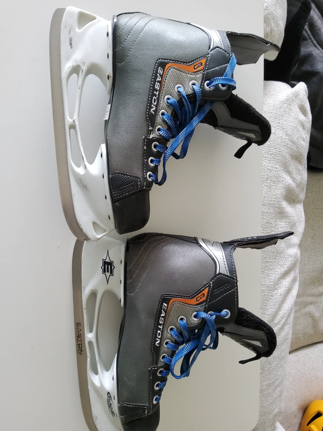 Easton Reflex Ice Skates Size 9.0 - photo 5