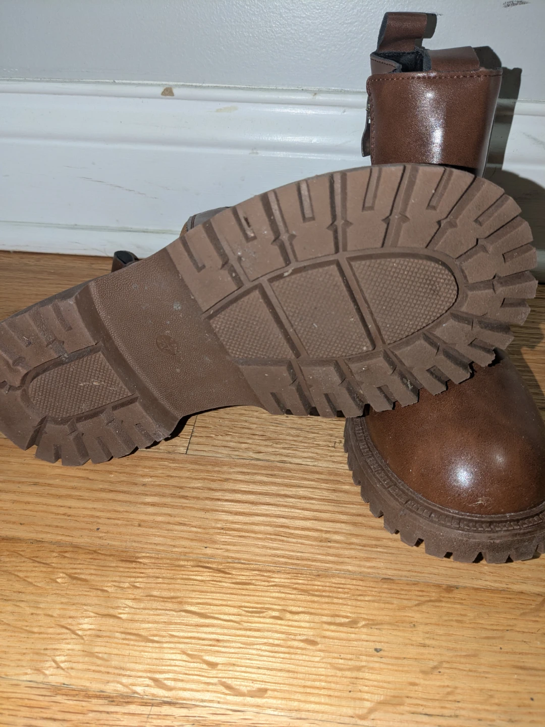 Brown Chelsea Ankle Boots - photo 2