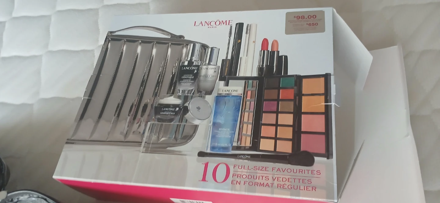 Lancome 10 Full-Size Favourites Beauty Set