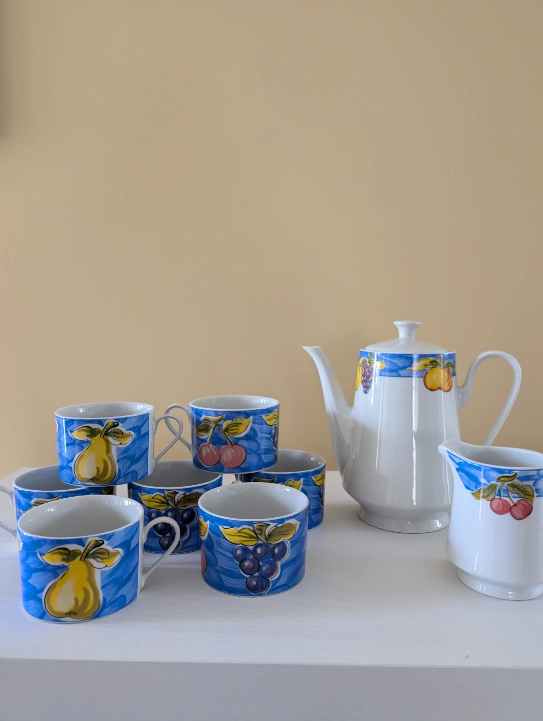 90s FRUIT PRINT CERAMIC TEA SET