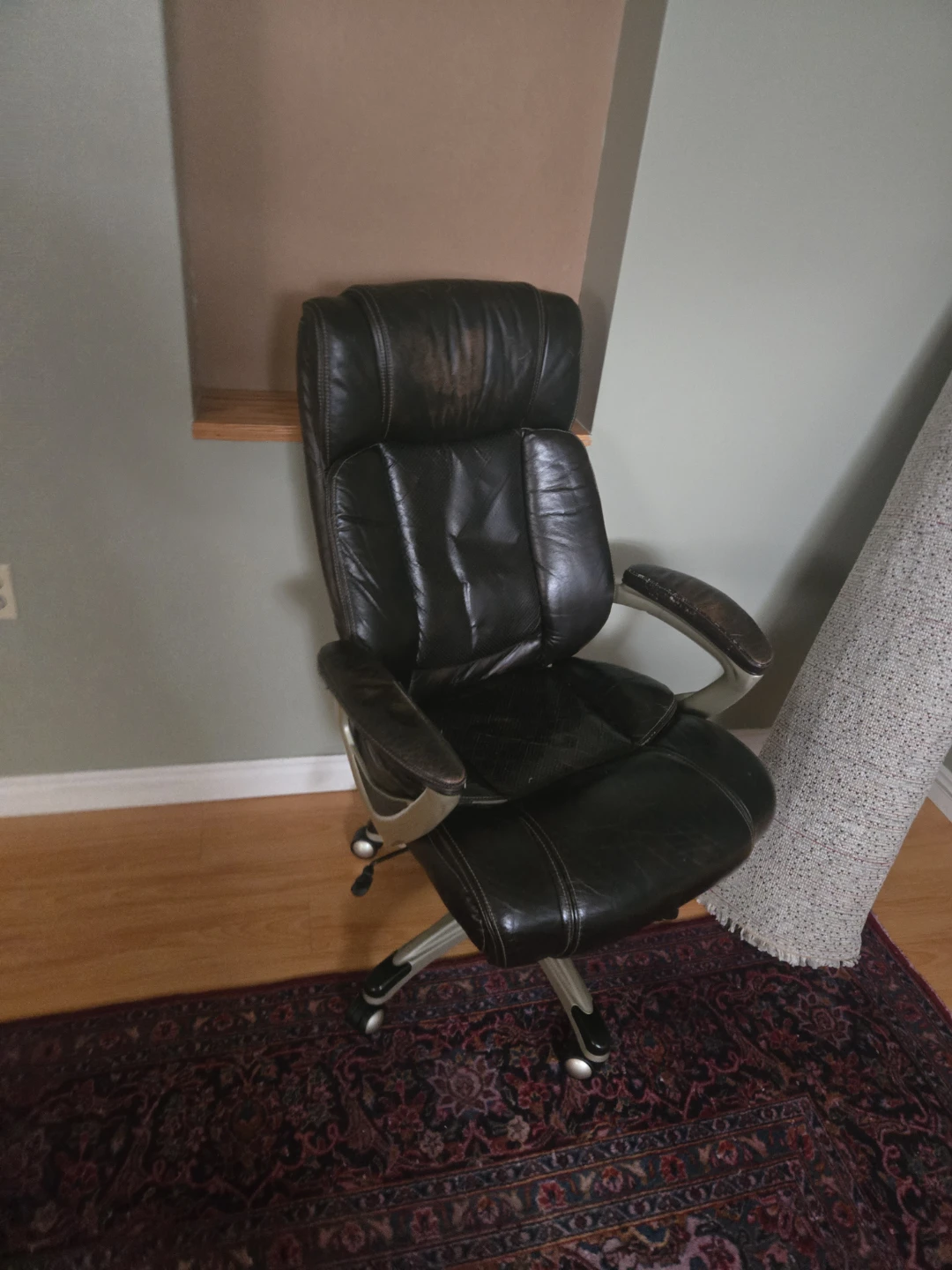 Black Leather Office Chair