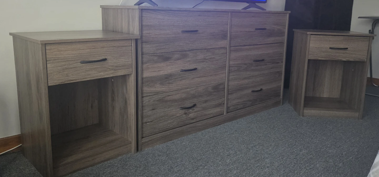 3-Piece Bedroom Furniture Set - photo 3