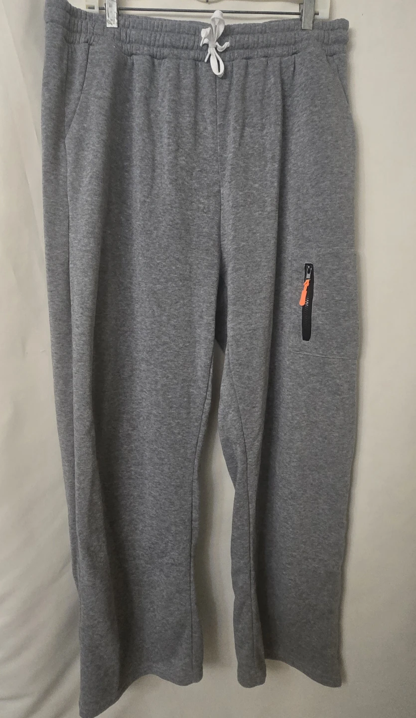 Men's Fleece Grey Track Pants.  2XL. EUC.