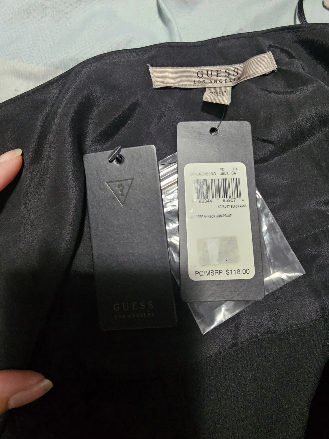 Guess Deep V-Neck Jumpsuit - Size Small - photo 5