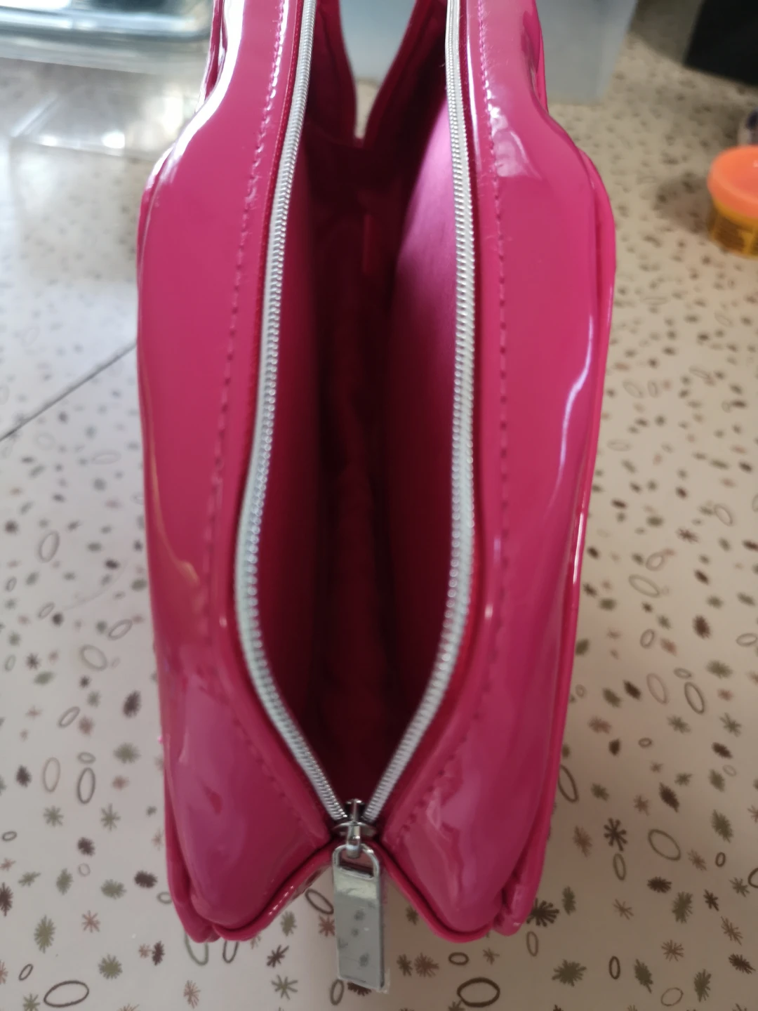 MAC Cosmetics Pink Lip-Shaped Makeup Bag - photo 2