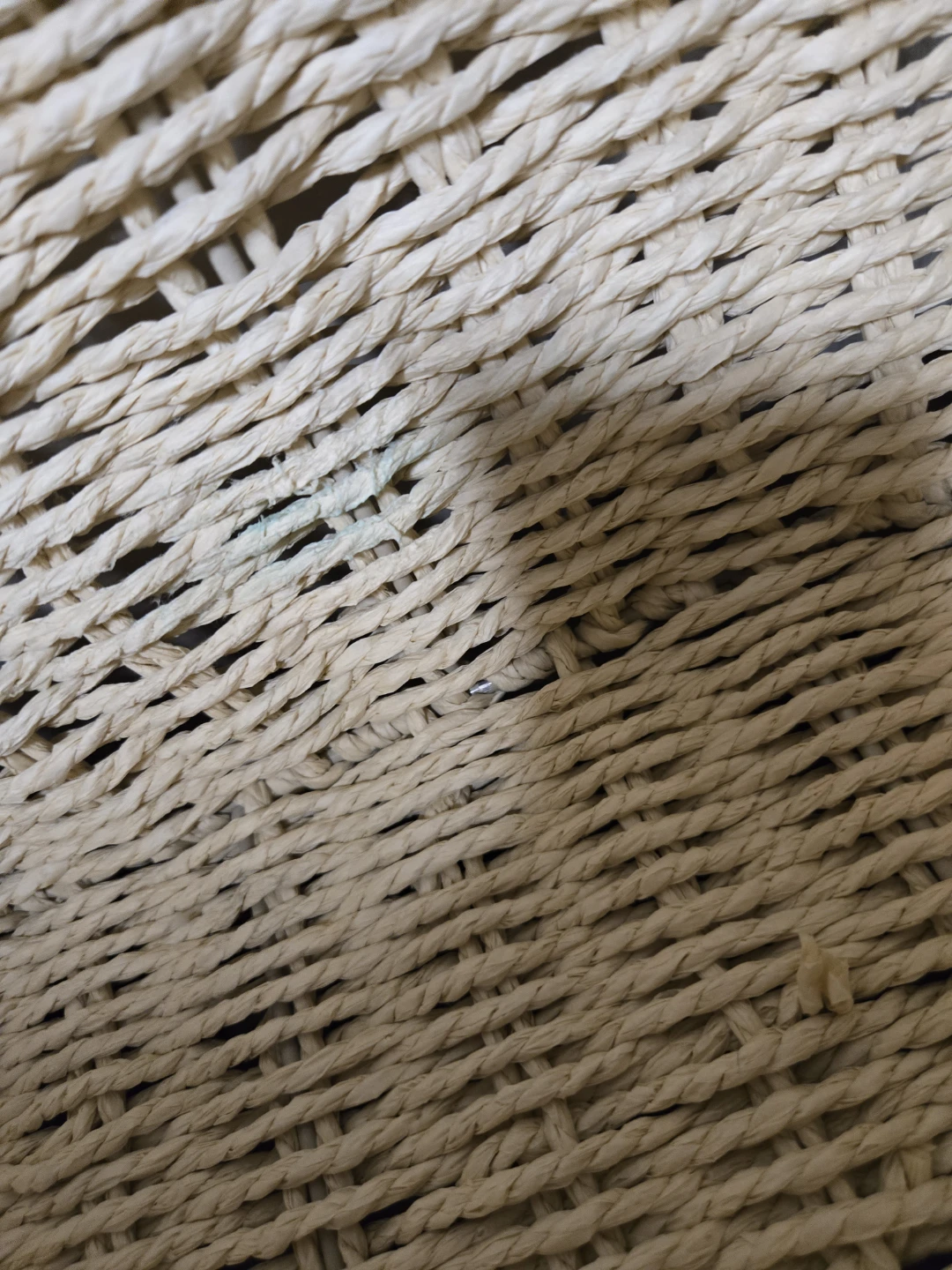 Scalloped edge woven storage basket - photo 4